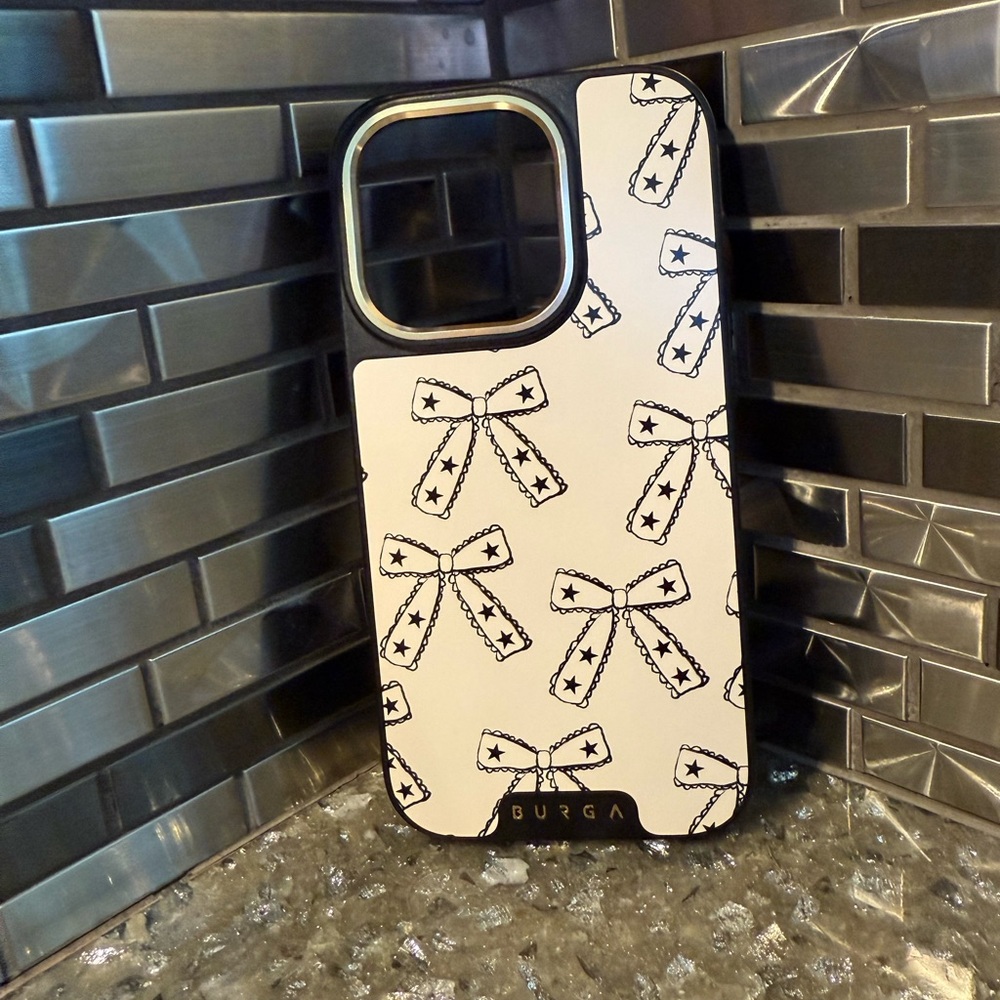 Burga iPhone 14 pro case